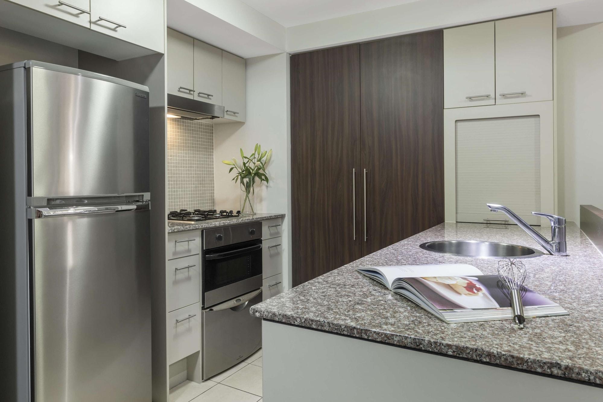 Oaks Brisbane Aurora Suites ภายนอก รูปภาพ