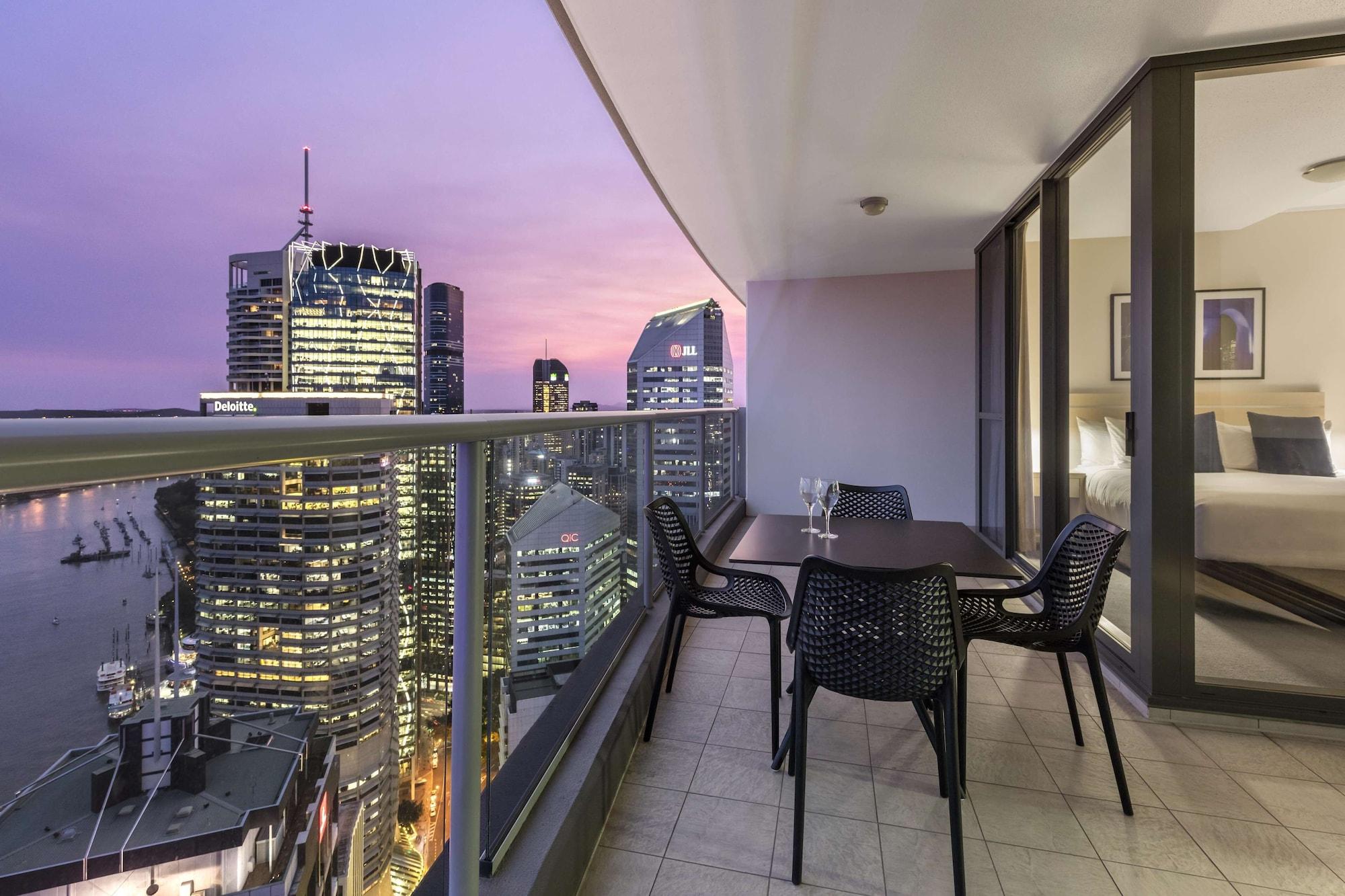 Oaks Brisbane Aurora Suites ภายนอก รูปภาพ