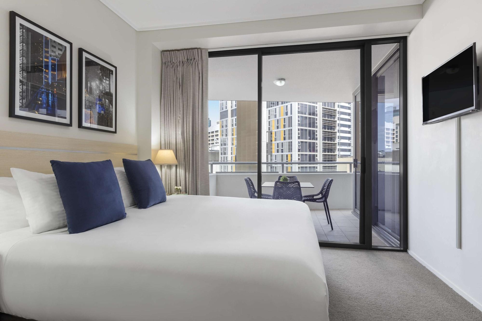 Oaks Brisbane Aurora Suites ภายนอก รูปภาพ