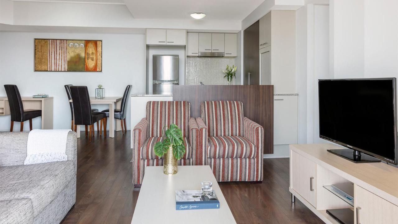 Oaks Brisbane Aurora Suites ภายนอก รูปภาพ